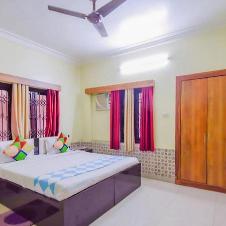 Hotel Orient Residency Калькутта Экстерьер фото